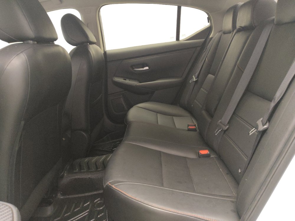 Used 2021 Nissan Sentra SR w/ SR Premium Package image 18