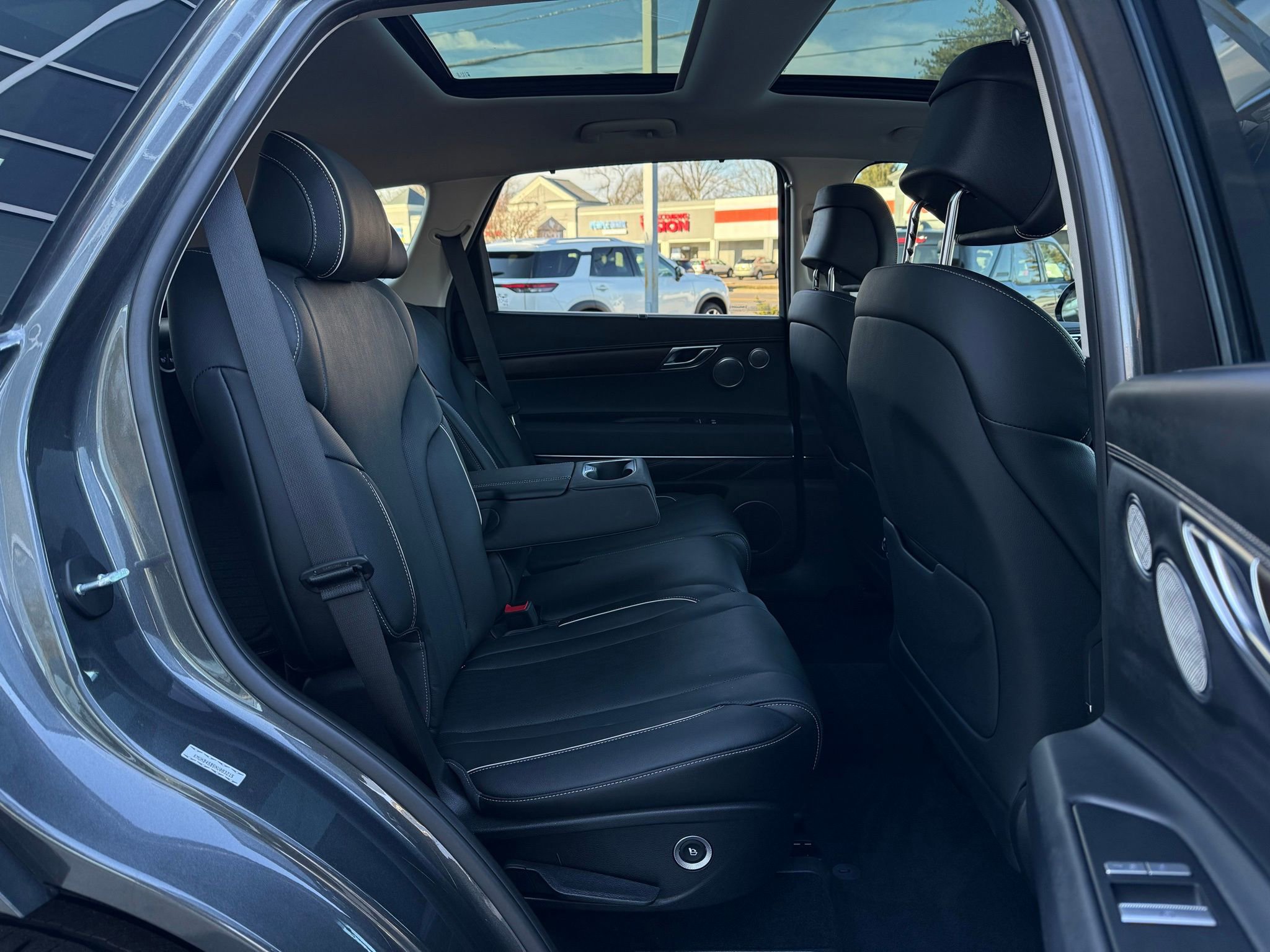 Used 2022 Genesis GV80 2.5T w/ Prestige Package 05 image 24