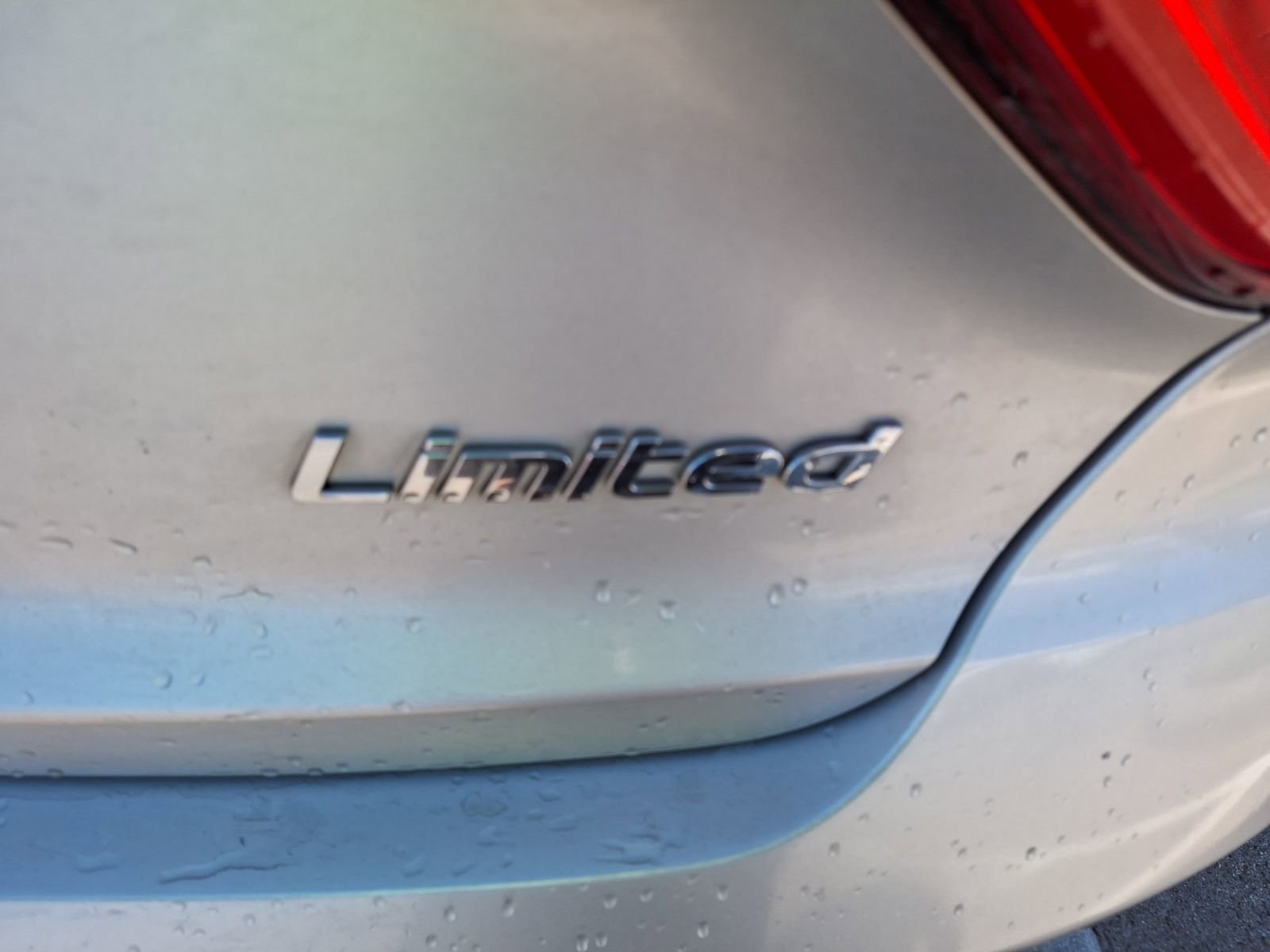 Used 2016 Hyundai Sonata Limited w/ Option Group 05 image 12