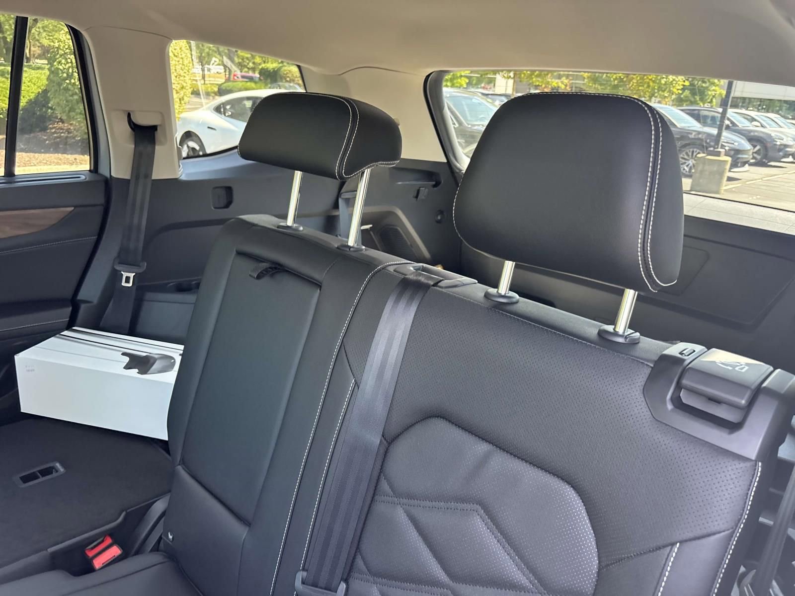 New 2026 Volkswagen Atlas SE image 28