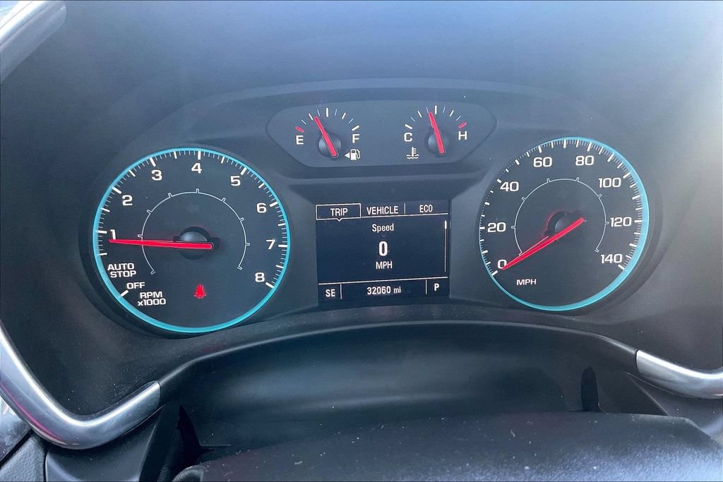 Used 2022 Chevrolet Equinox LS AWD/4WD image 13