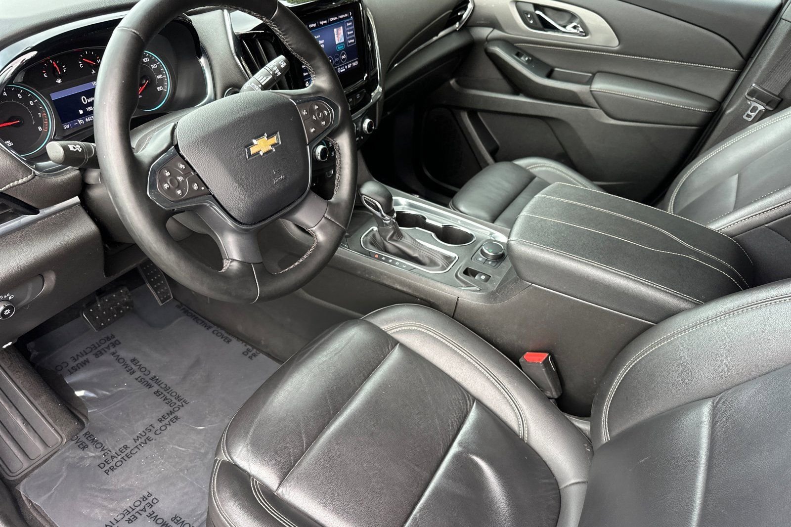 Used 2023 Chevrolet Traverse LT FWD image 10