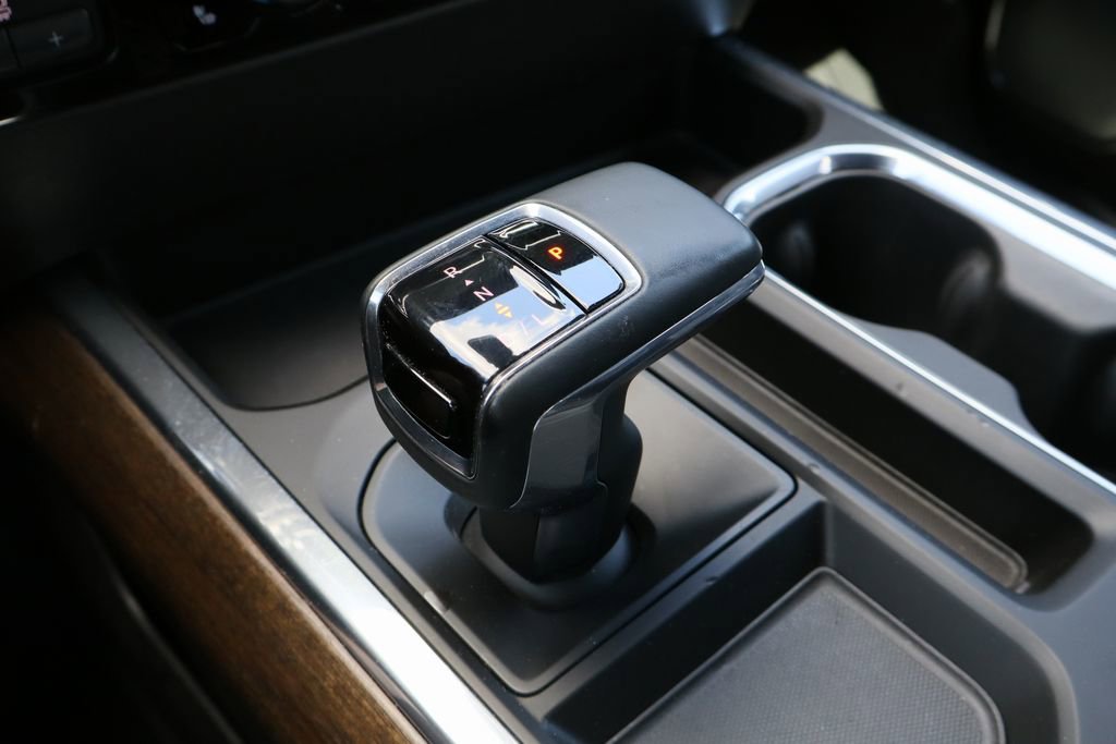 Used 2023 Chevrolet Silverado 1500 High Country w/ High Country Premium Package AWD/4WD image 20