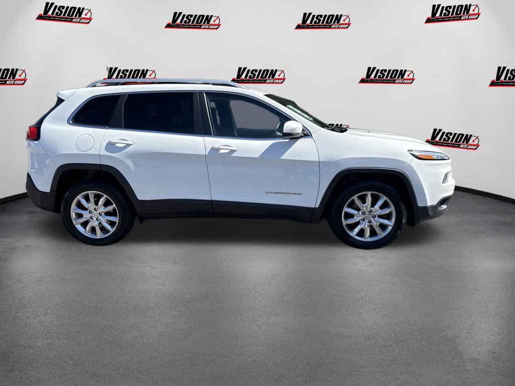 Used 2016 Jeep Cherokee Limited AWD/4WD image 4