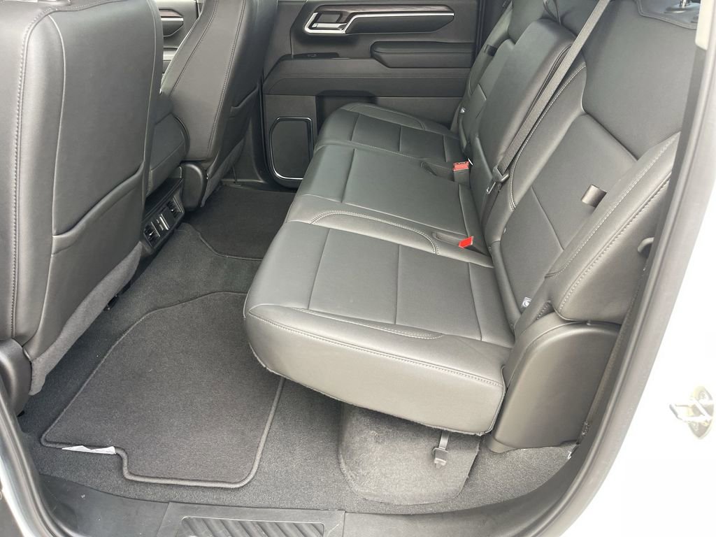 Used 2024 GMC Sierra 2500 SLT image 26