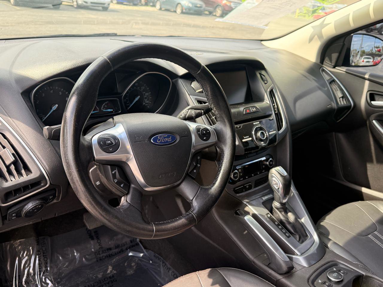 Used 2013 Ford Focus Titanium FWD image 13