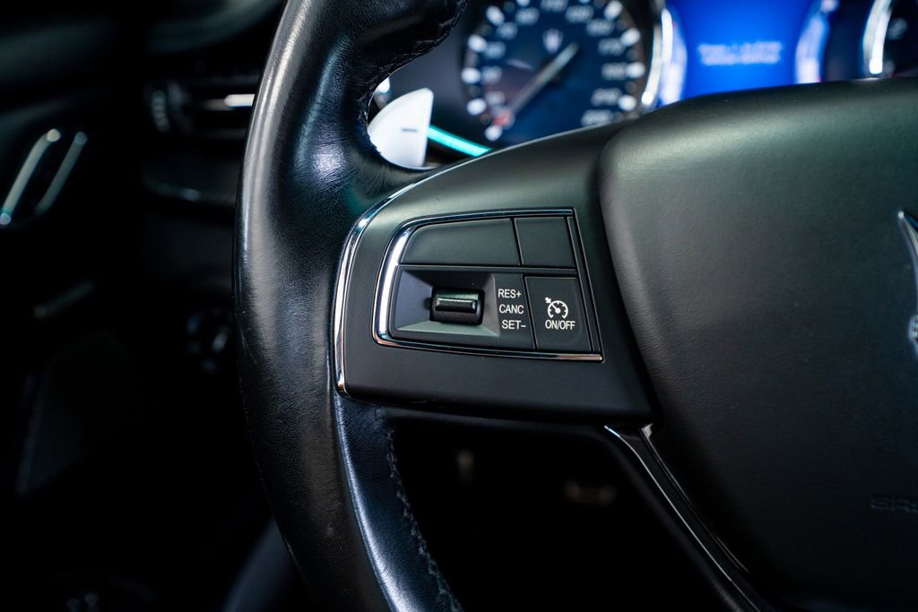 Used 2014 Maserati Quattroporte GTS RWD image 33