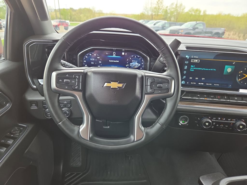 Certified 2023 Chevrolet Silverado 1500 LT AWD/4WD image 12