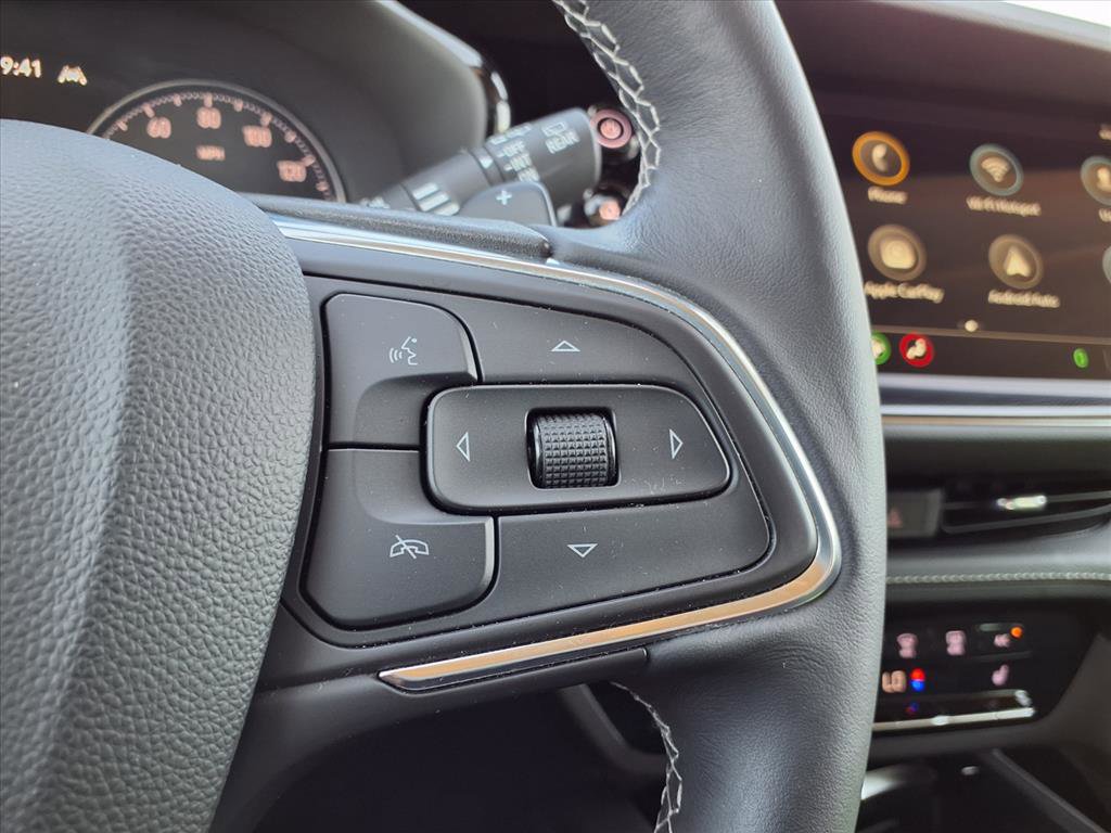 Used 2023 Buick Envision Essence image 14
