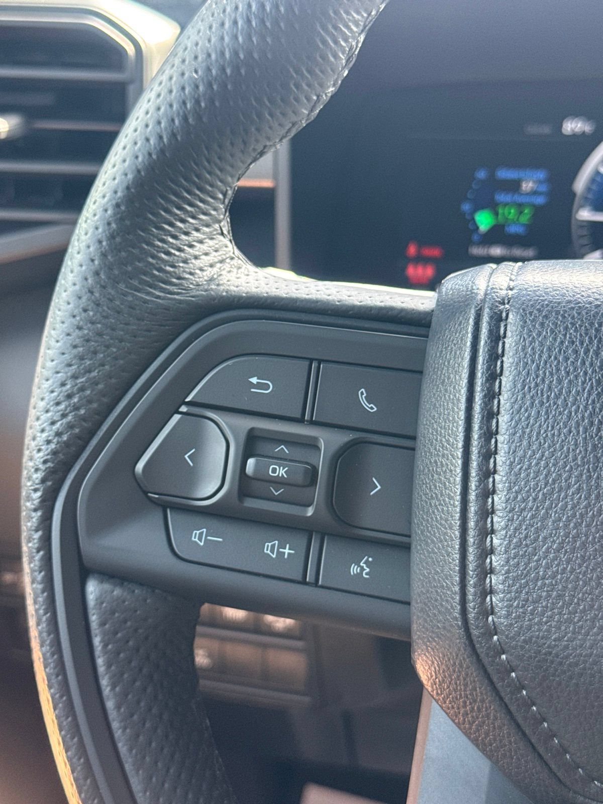 Used 2025 Toyota Tundra TRD Pro AWD/4WD image 23