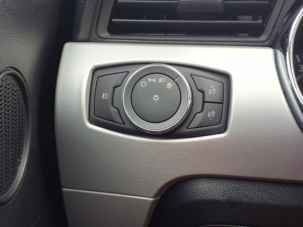 Used 2017 Ford Mustang GT Premium image 19