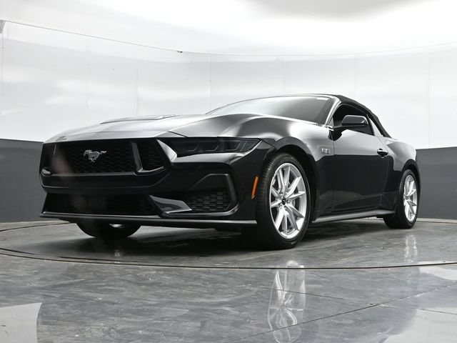 Used 2025 Ford Mustang GT Premium RWD image 37