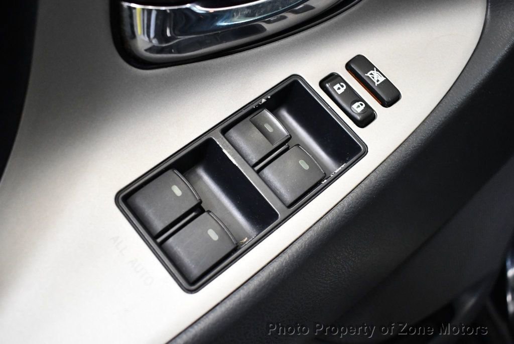 Used 2010 Toyota Camry FWD image 28
