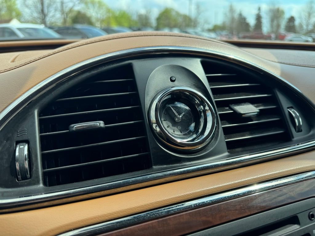 Used 2014 Buick Enclave Leather image 10