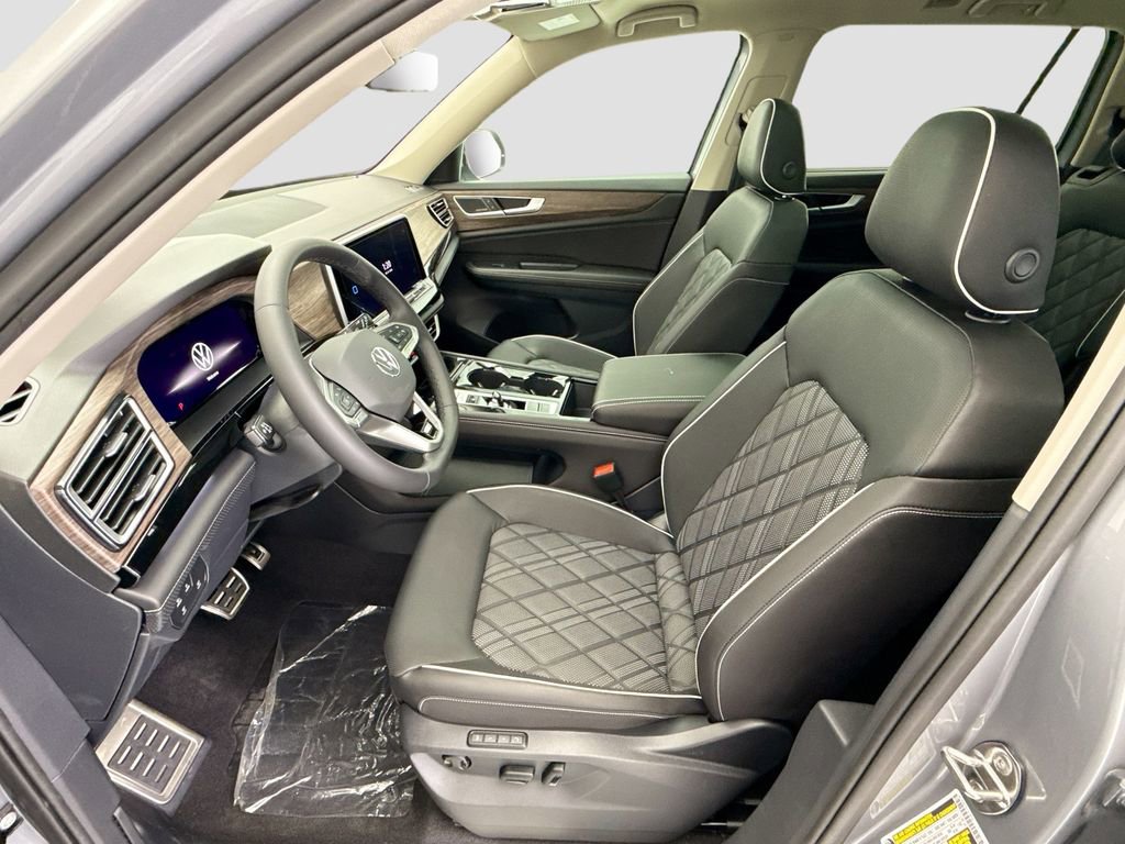 New 2026 Volkswagen Atlas SEL Premium R-Line AWD/4WD image 18