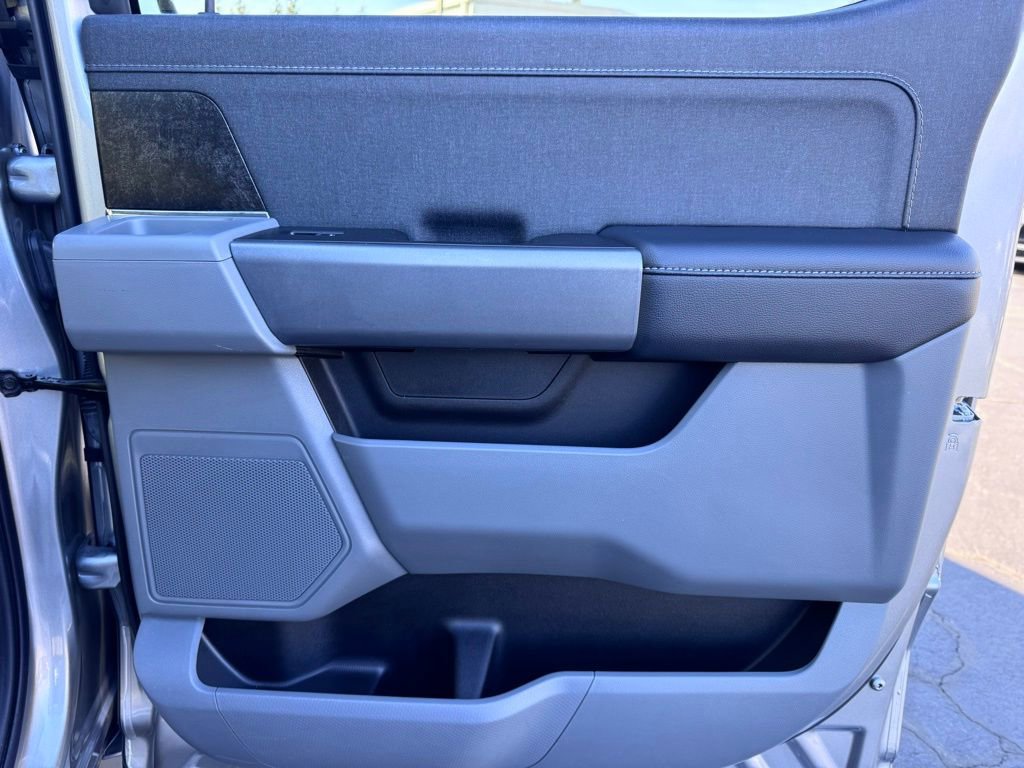 Used 2023 Ford F150 Lightning XLT image 27