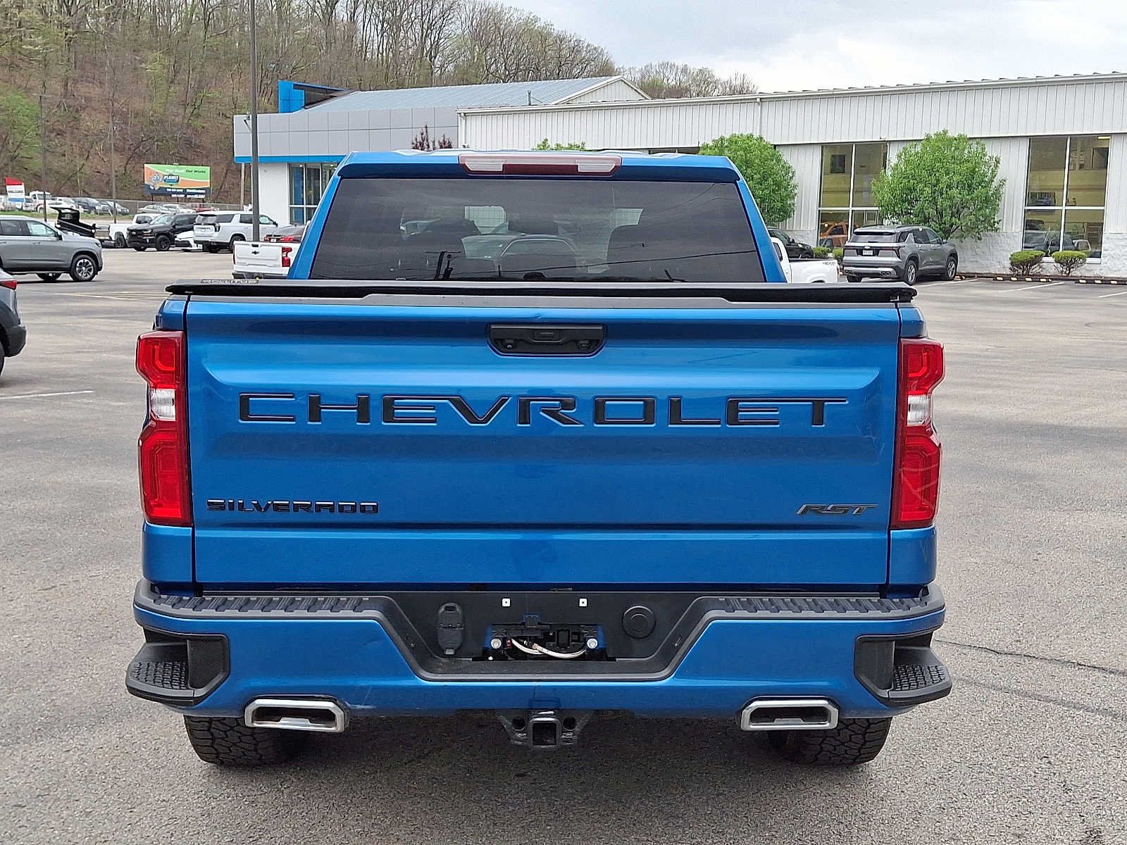 Used 2022 Chevrolet Silverado 1500 RST w/ Z71 Off-Road Package AWD/4WD image 5