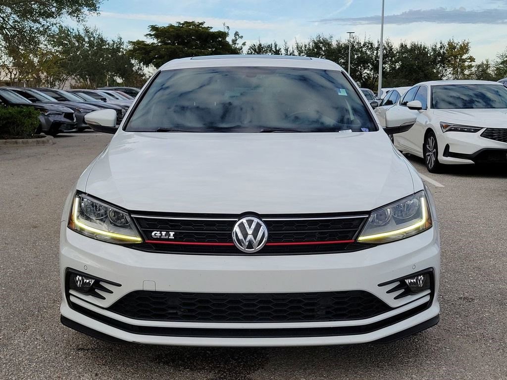 Used 2018 Volkswagen Jetta GLI image 15