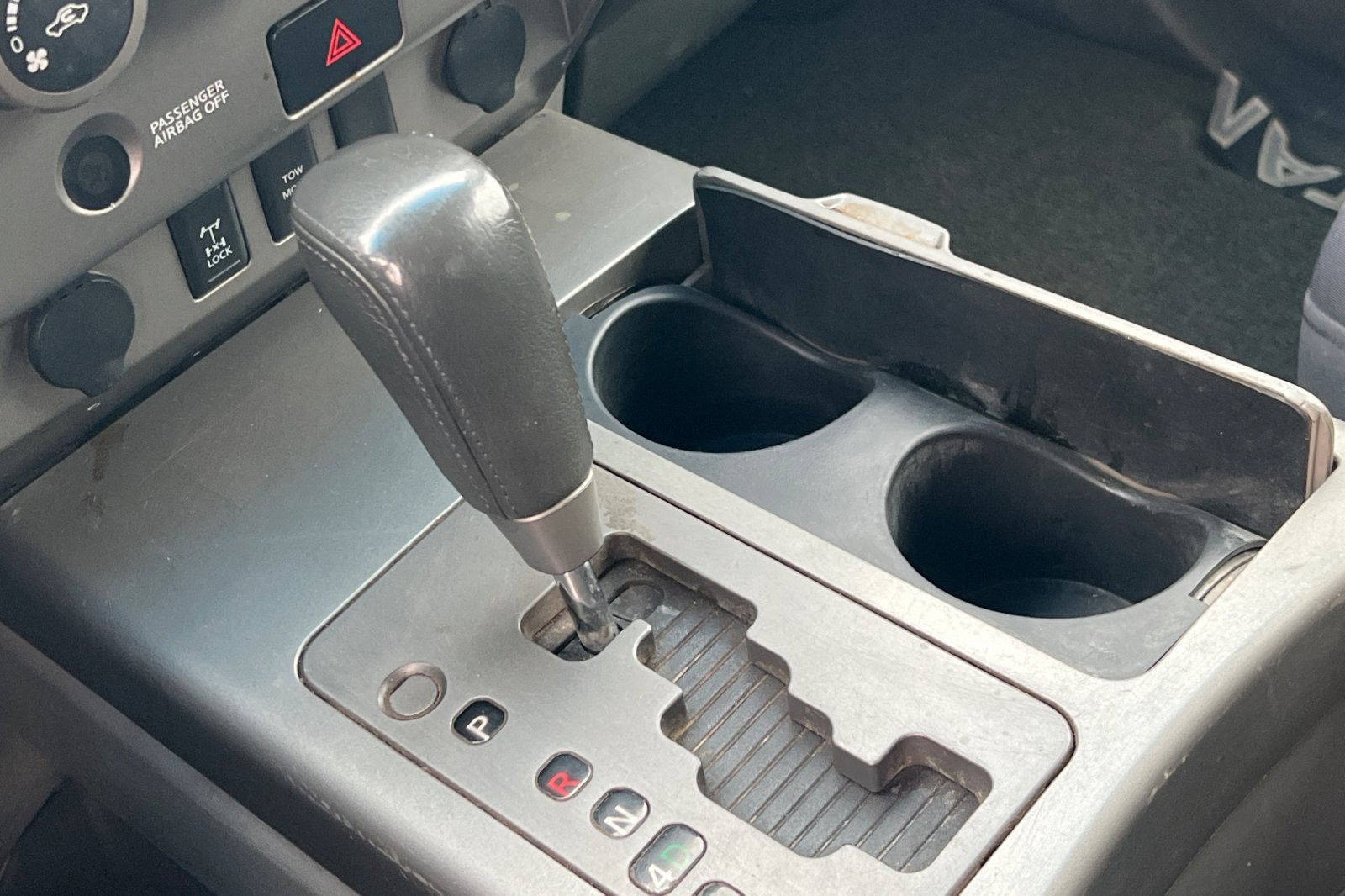 Used 2006 Nissan Titan SE image 16