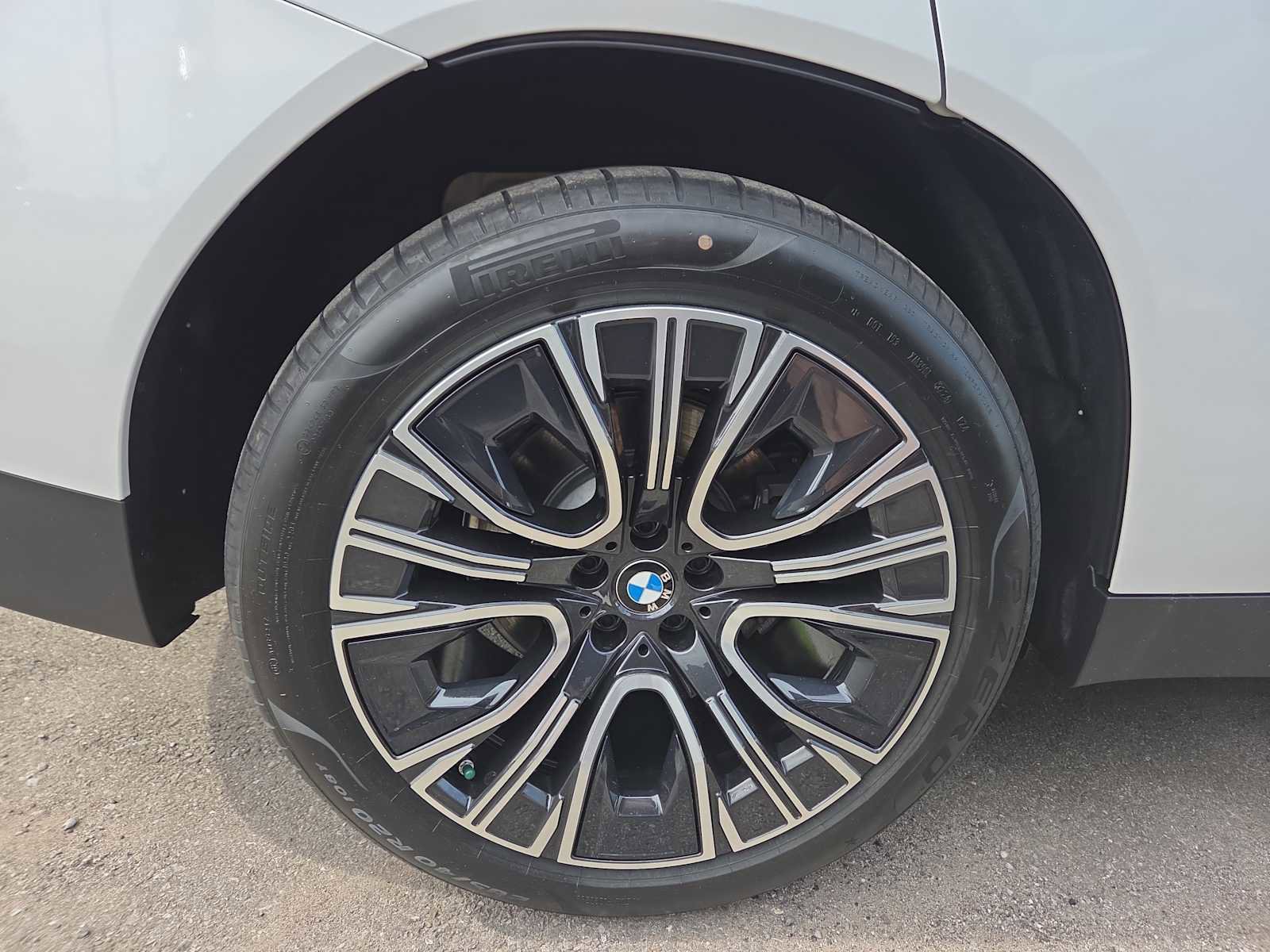 New 2025 BMW X3 xDrive30i w/ Premium Package image 3