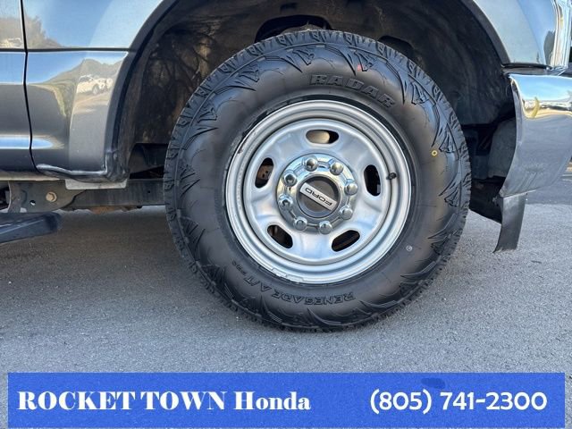 Used 2020 Ford F250 XL w/ Power Equipment Group image 13