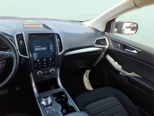 Used 2022 Ford Edge SE image 16