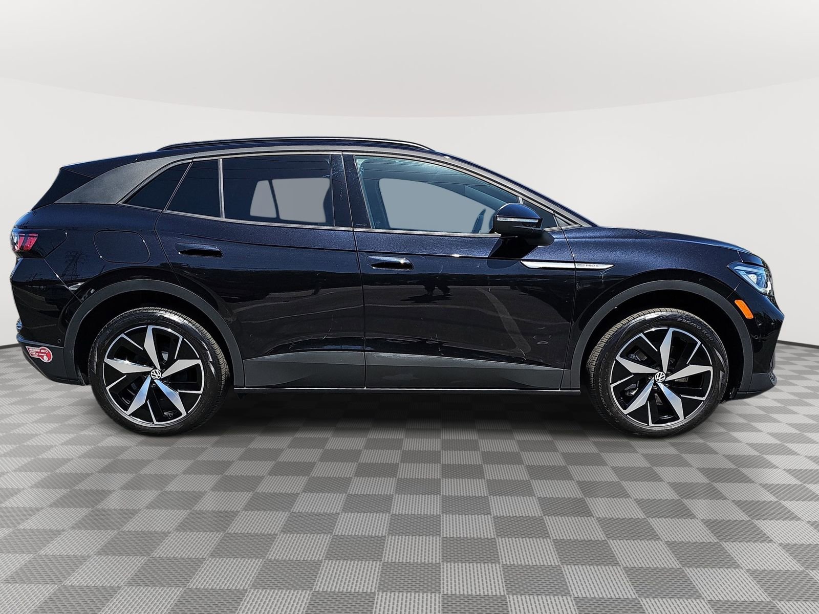 Certified 2023 Volkswagen ID.4 Pro S image 4