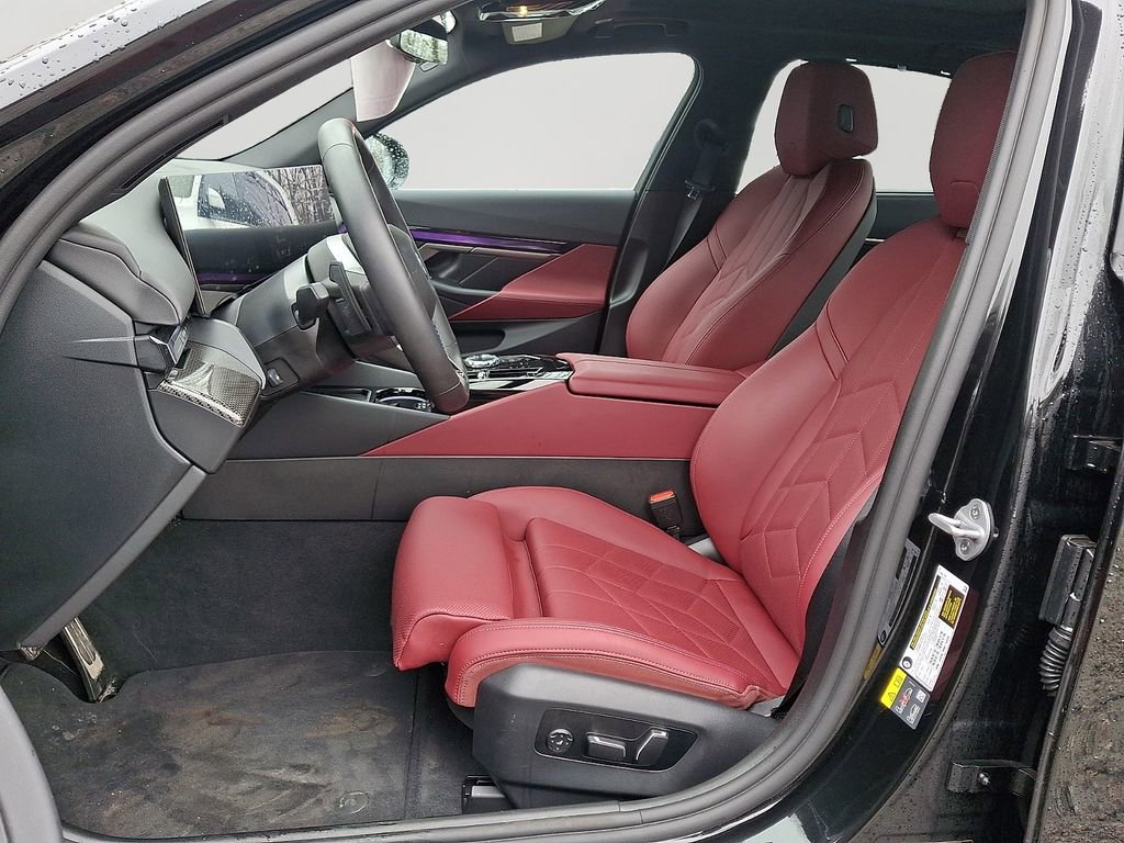 Certified 2025 BMW i5 M60 w/ Executive Package image 14