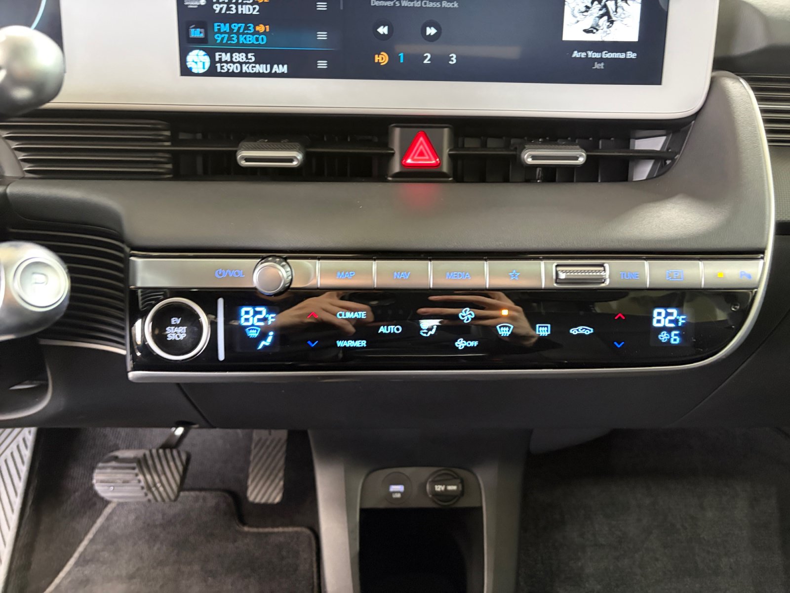 Certified 2024 Hyundai Ioniq 5 Limited AWD/4WD image 29