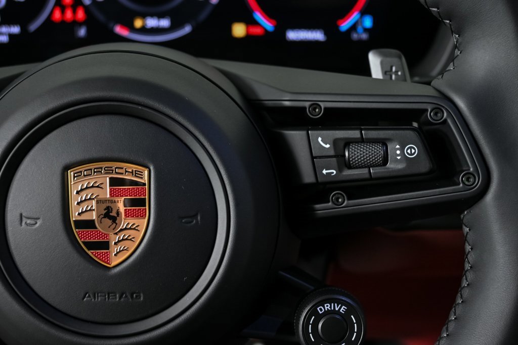 New 2026 Porsche Cayenne S image 11