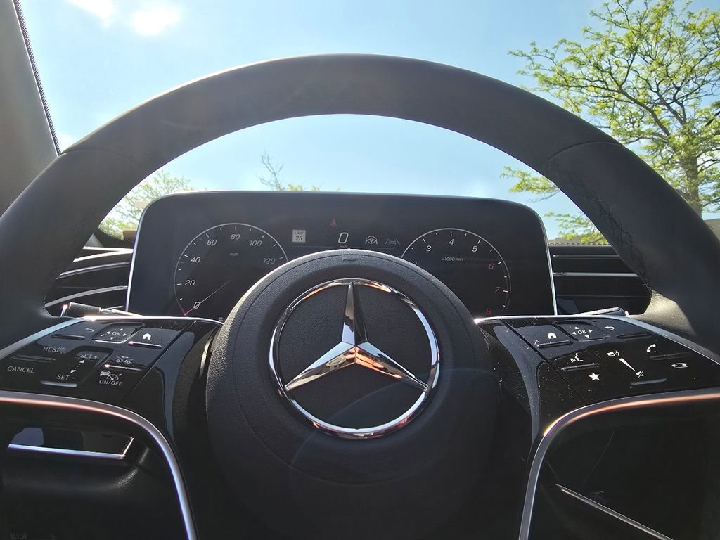 New 2026 Mercedes-Benz E 450 4MATIC Sedan image 28