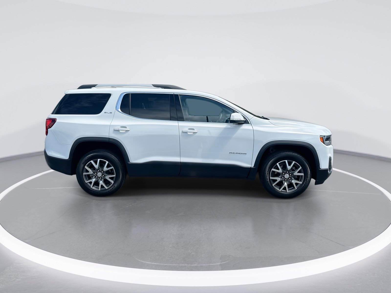Used 2023 GMC Acadia SLE w/ Driver Convenience Package AWD/4WD image 10