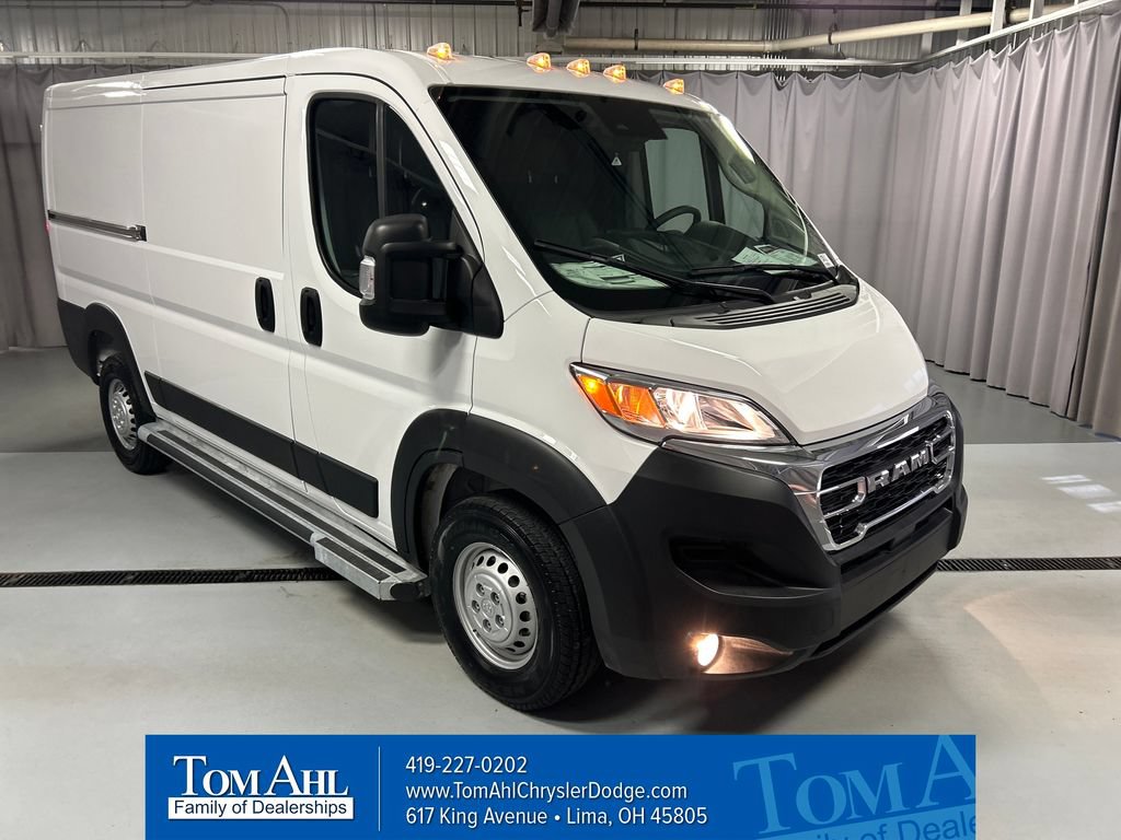 Used 2025 RAM ProMaster 2500 w/ U-Haul Equipment Group FWD image 1