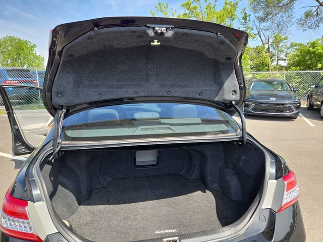 Used 2011 Toyota Camry XLE w/ XLE Extra-Value Pkg #2 FWD image 29
