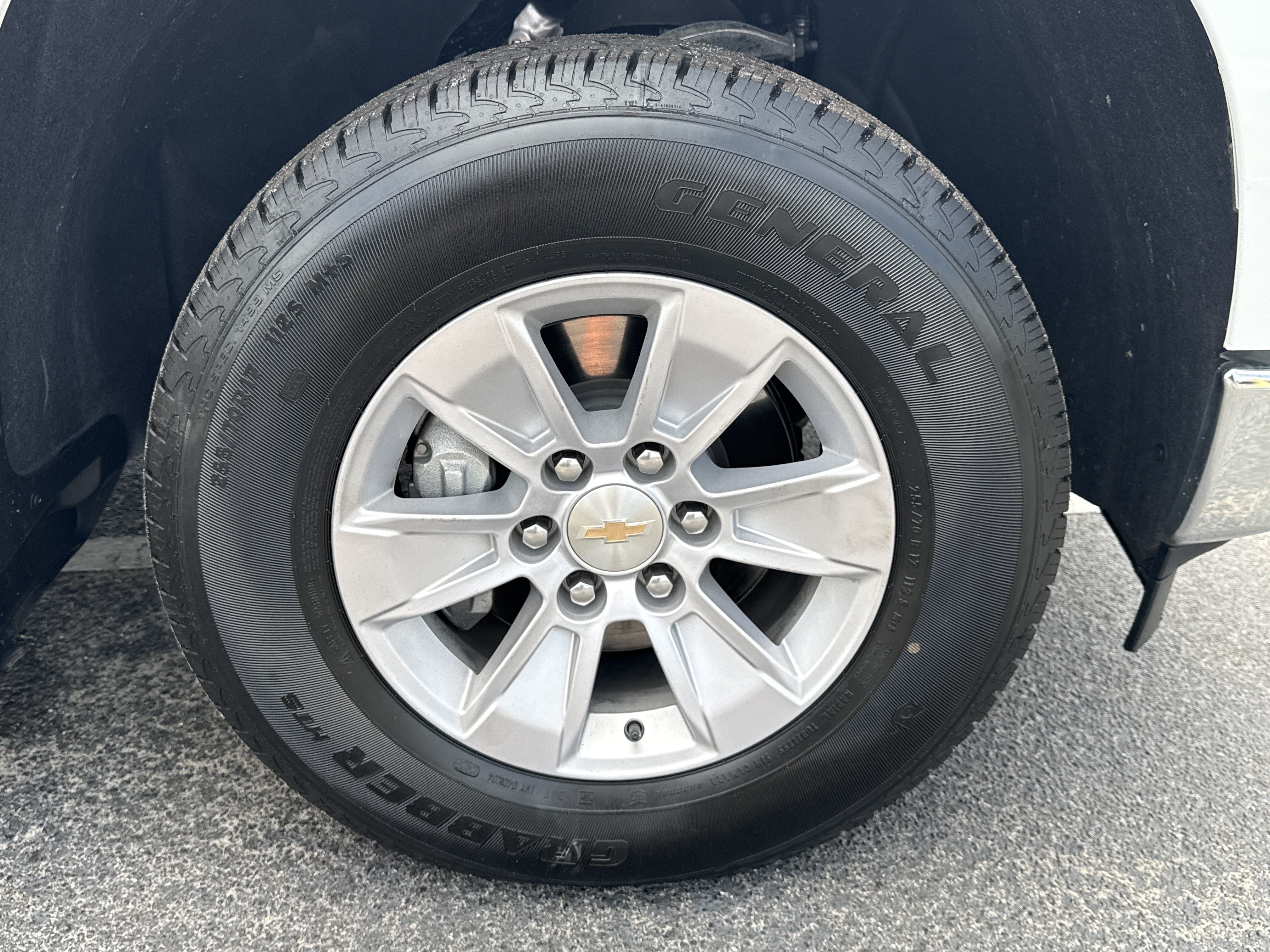 Used 2025 Chevrolet Silverado 1500 W/T RWD image 13