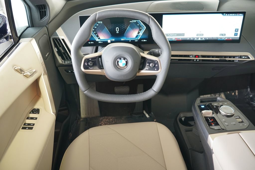 New 2026 BMW iX xDrive45 w/ Premium Package image 15