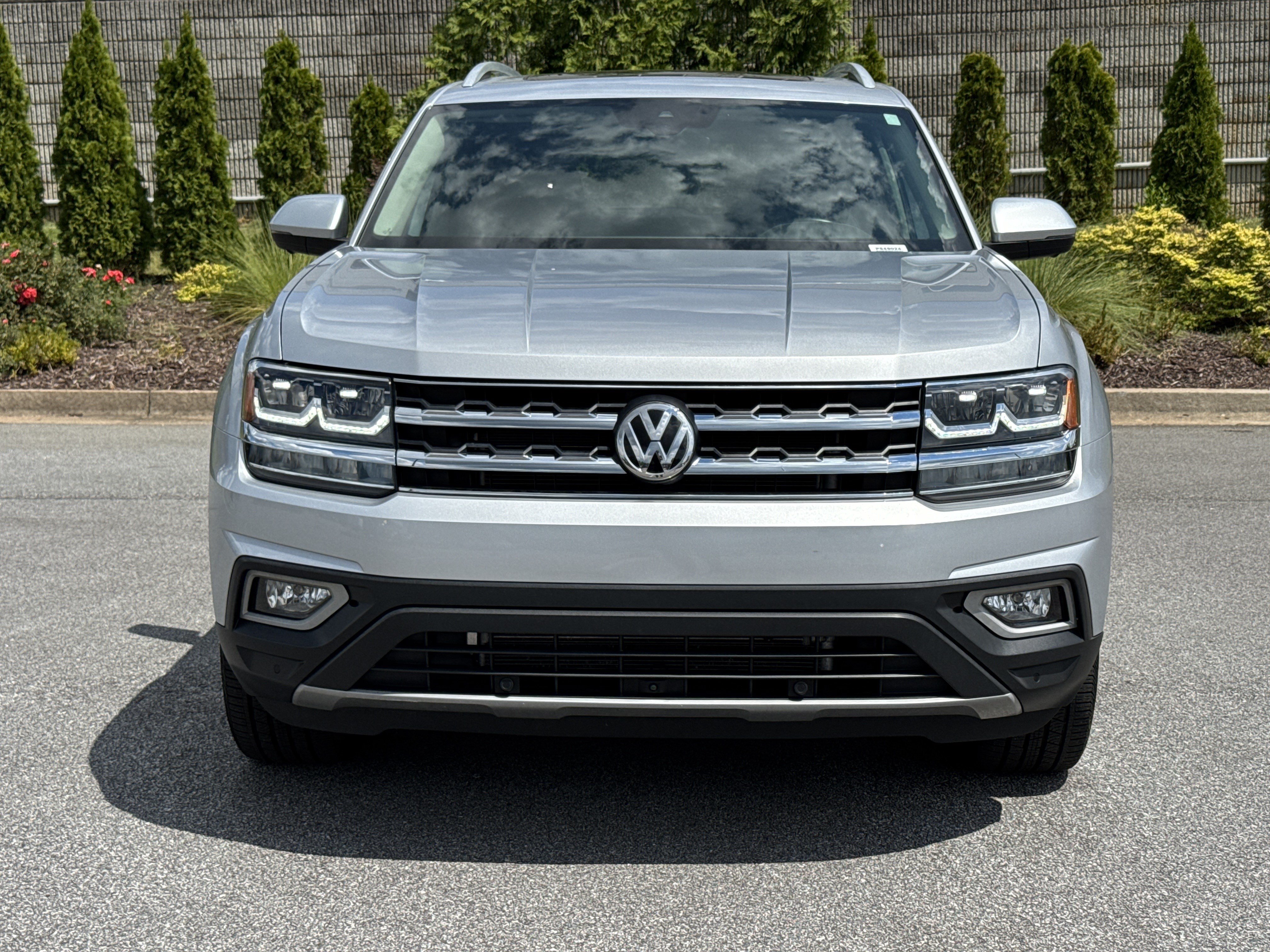 Used 2019 Volkswagen Atlas SEL Premium AWD/4WD image 3