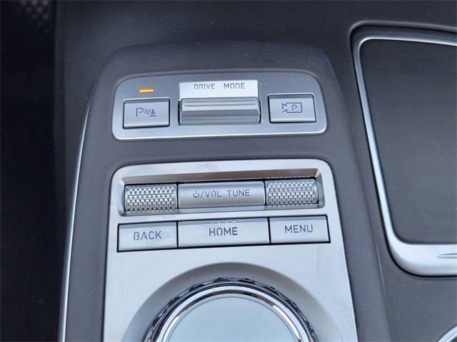Used 2025 Genesis Electrified GV70 Advanced w/ Prestige Package image 24