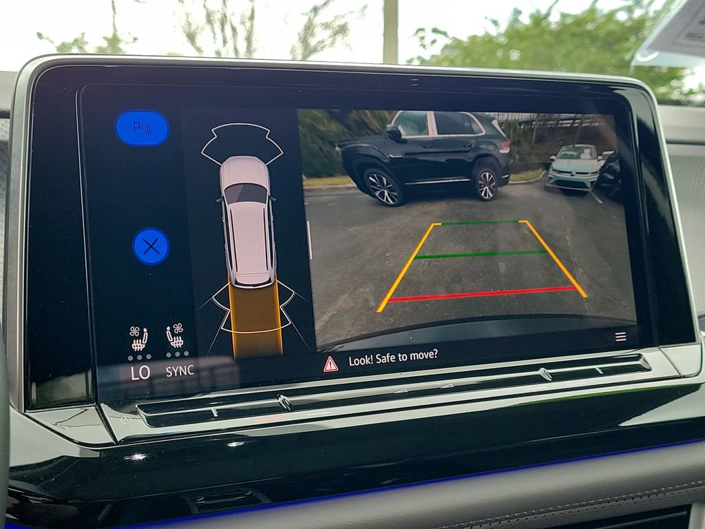 Certified 2026 Volkswagen Atlas Peak Edition AWD/4WD image 27
