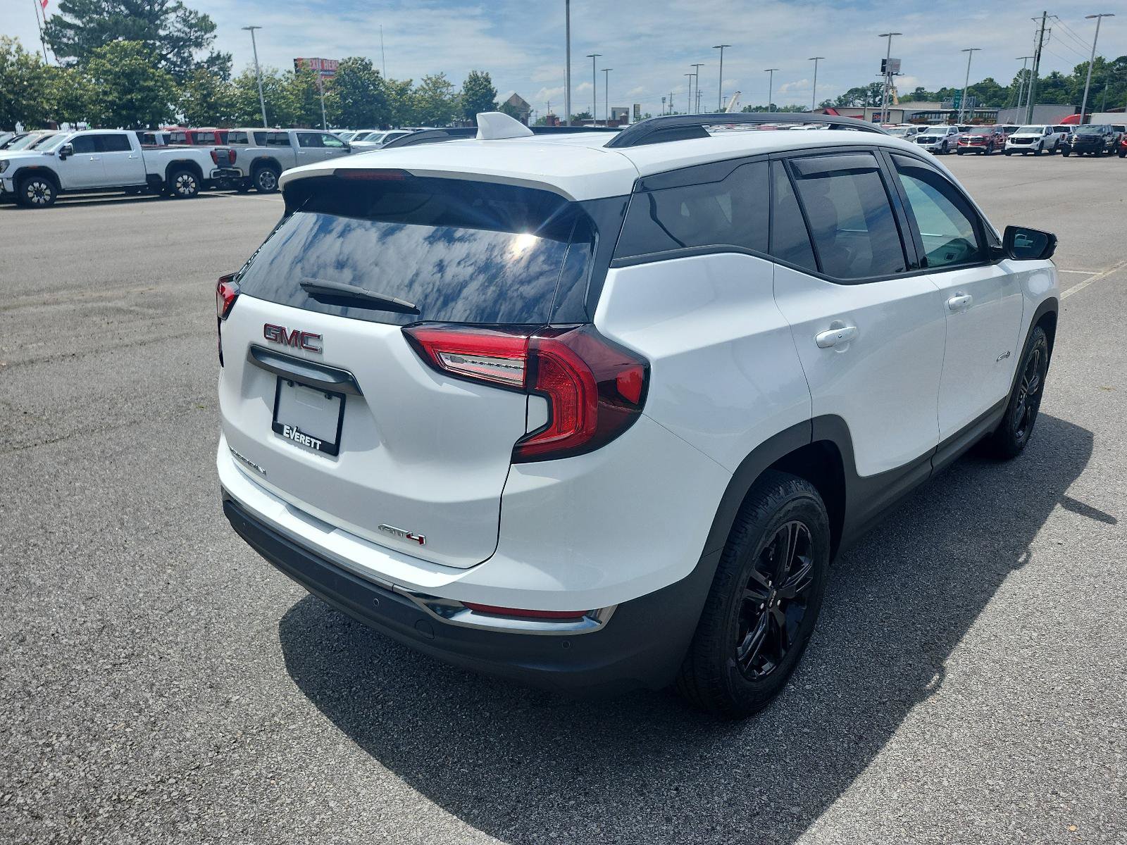 Used 2024 GMC Terrain AT4 w/ Infotainment Package II AWD/4WD image 3