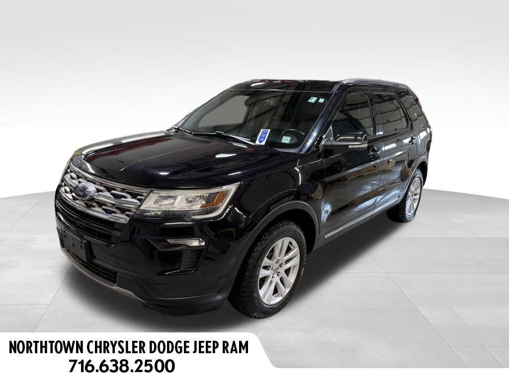 Used 2018 Ford Explorer XLT w/ Equipment Group 202A AWD/4WD image 1