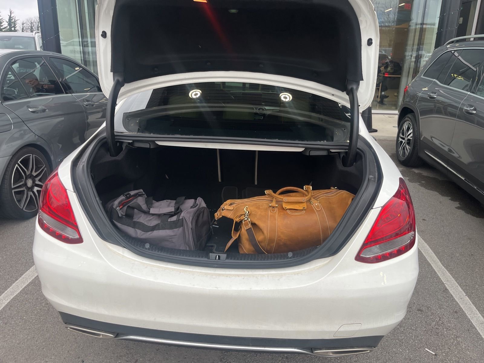 Used 2018 Mercedes-Benz C 300 4MATIC Sedan image 9