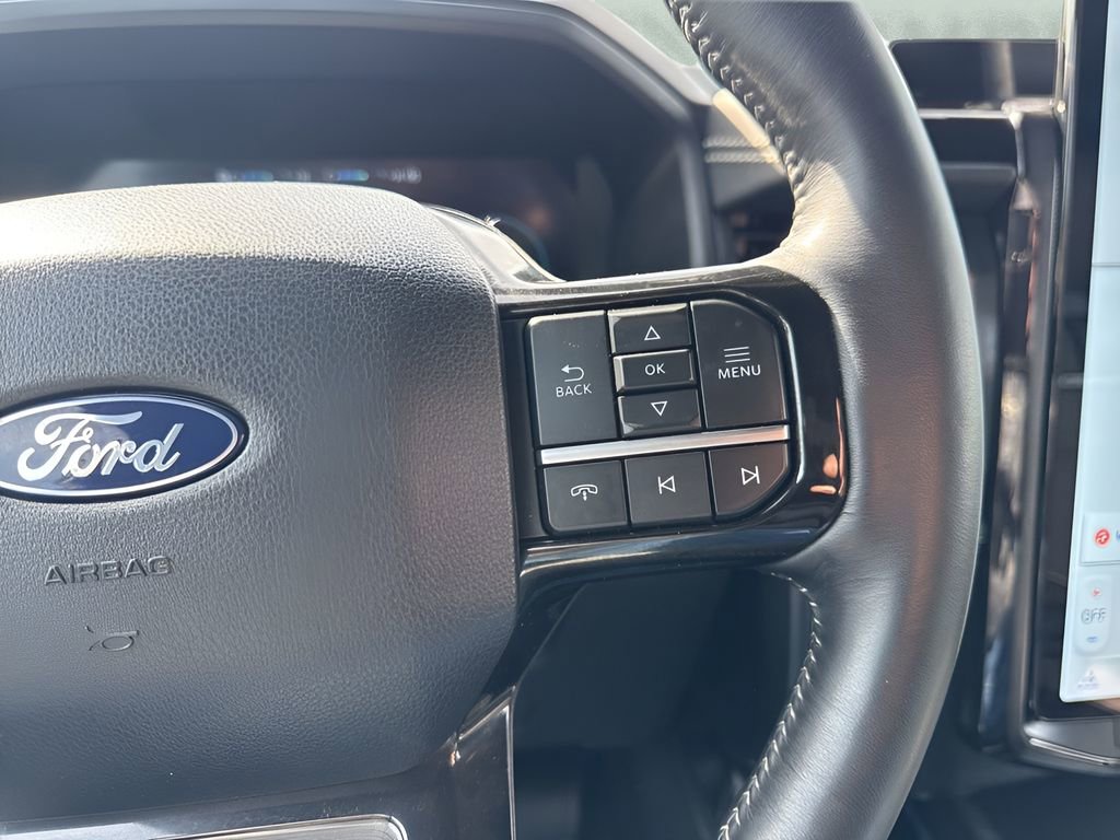 Used 2025 Ford F150 Lightning Platinum image 16