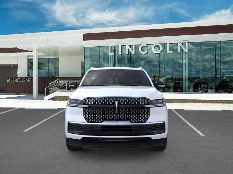 New 2025 Lincoln Navigator L Reserve AWD/4WD image 6