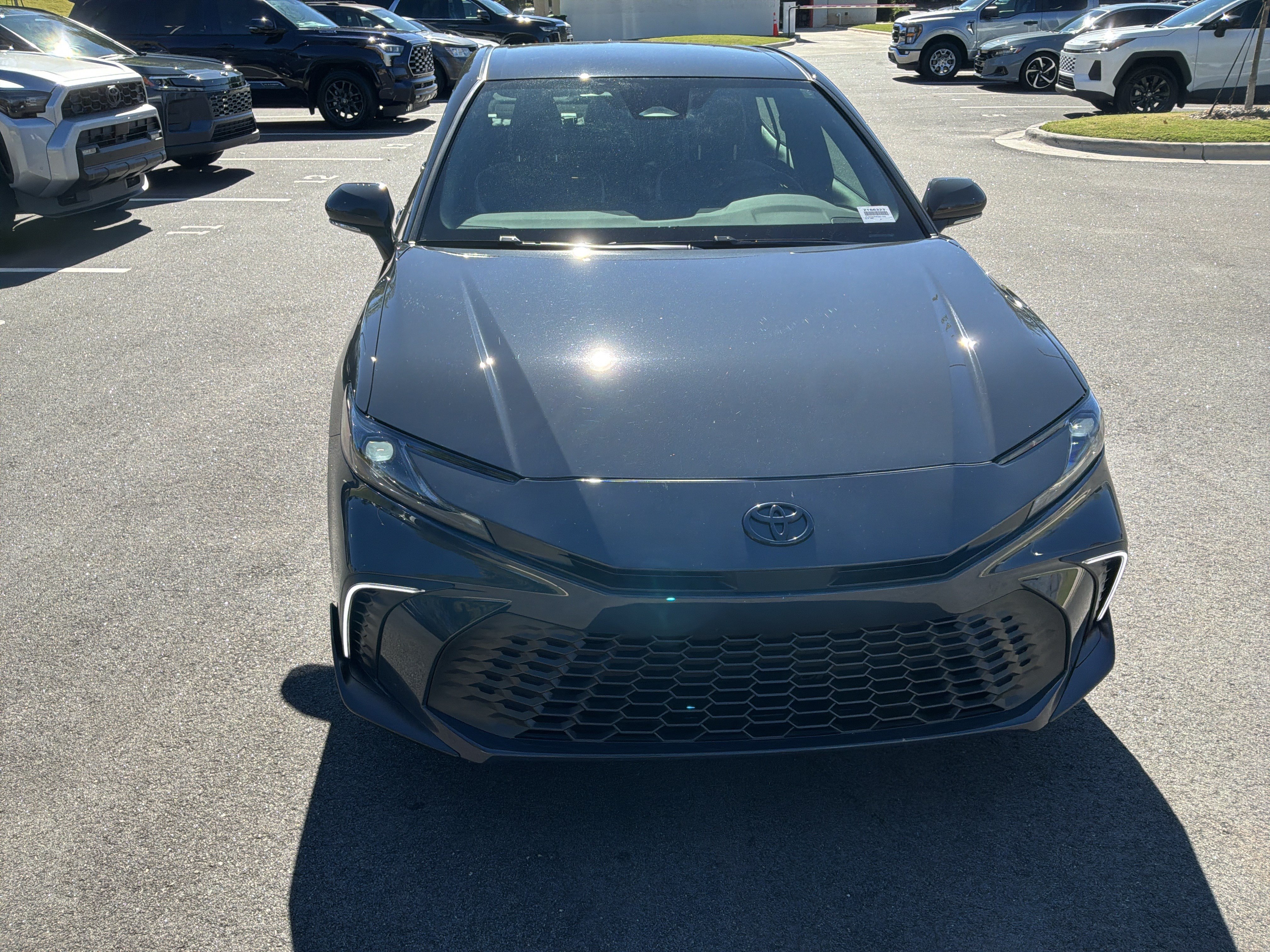 Used 2026 Toyota Camry SE FWD image 3