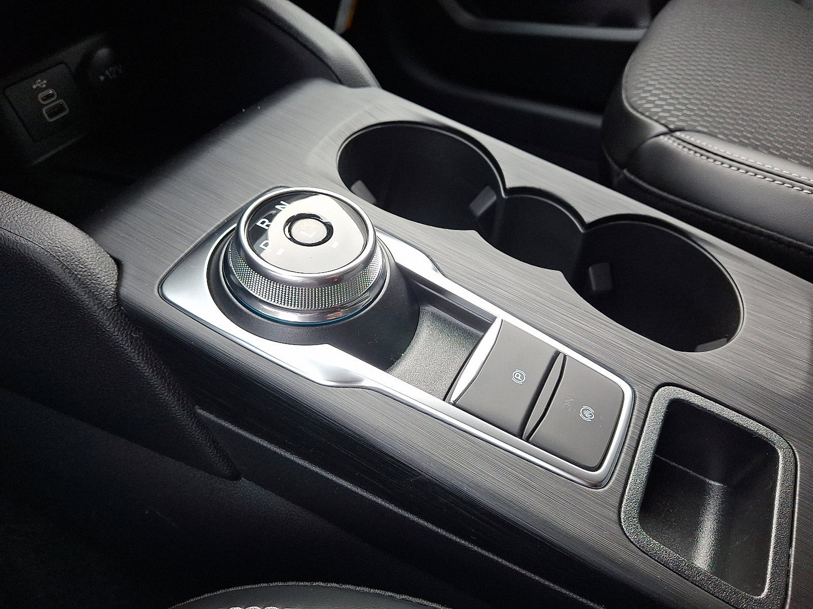 New 2026 Ford Escape SE FWD image 22