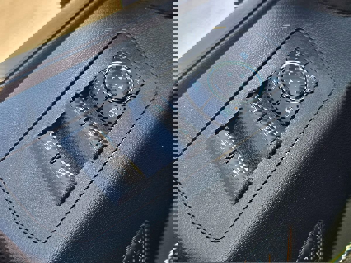 Used 2019 Ford F150 Lariat image 30