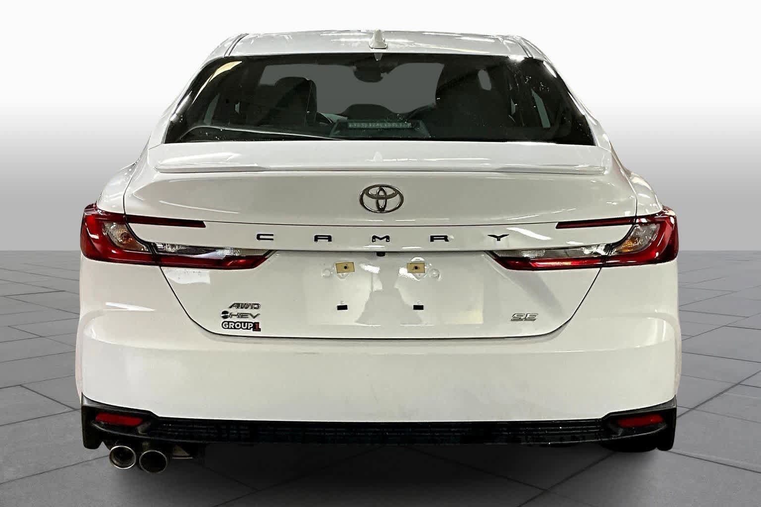 Certified 2025 Toyota Camry SE image 5
