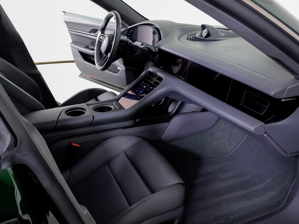 Certified 2025 Porsche Taycan Turbo AWD/4WD image 25