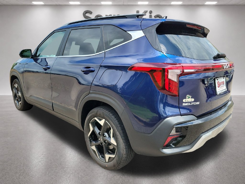 Used 2025 Kia Seltos EX w/ EX Sunroof Package FWD image 3